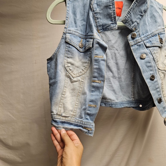 2for$30 Red Tulip med denim jean jacket floral lace western country button down - Picture 2 of 4